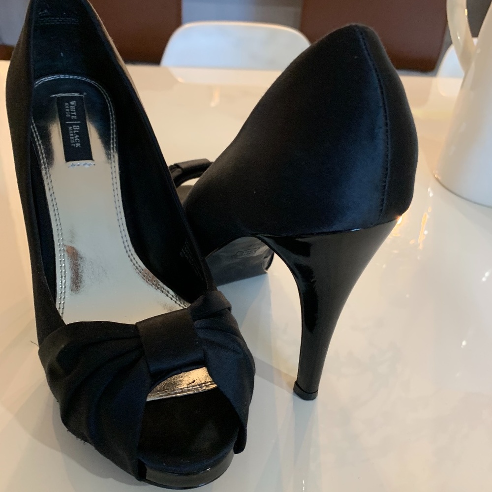 WHITE - Picture 2 of 2